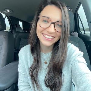 Meet your Posher, Sara